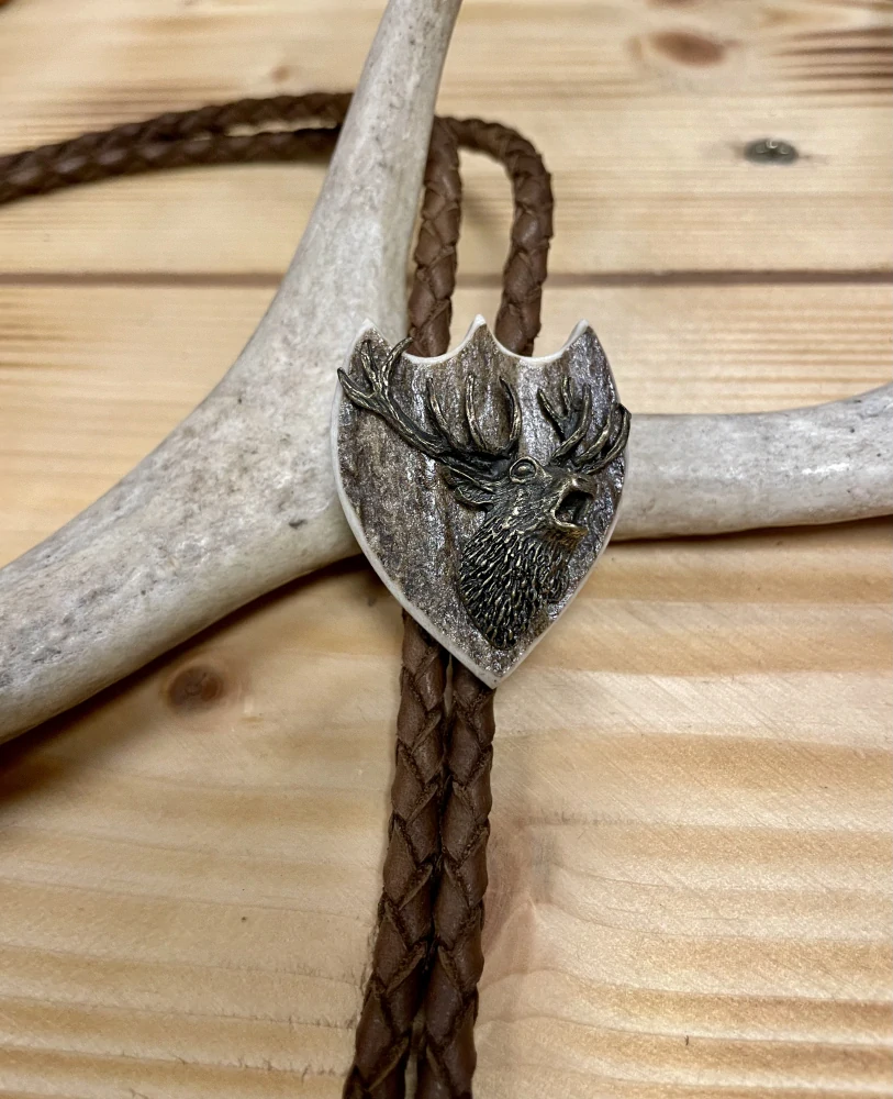 Myslivecké bolo erb - troubící jelen - hlava