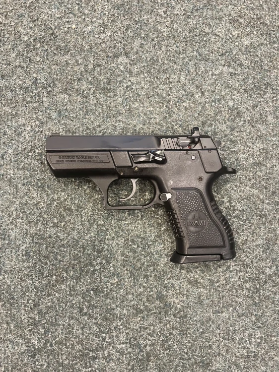 IWI Baby Desert Eagle pistole ráže 9x19
