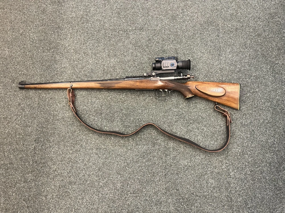 Opakovací kulovnice Zetka 7x57 + Pard NV008