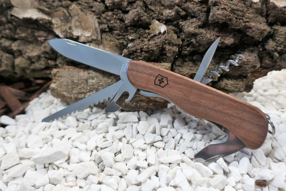 Victorinox Forester Wood