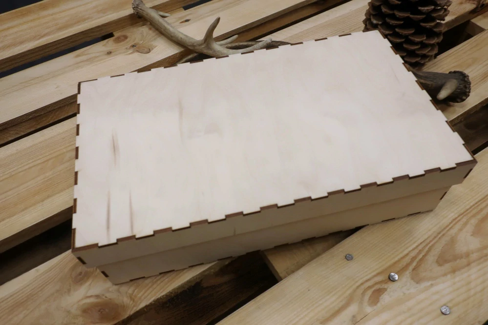 Myslivecká dárková truhla Kanec