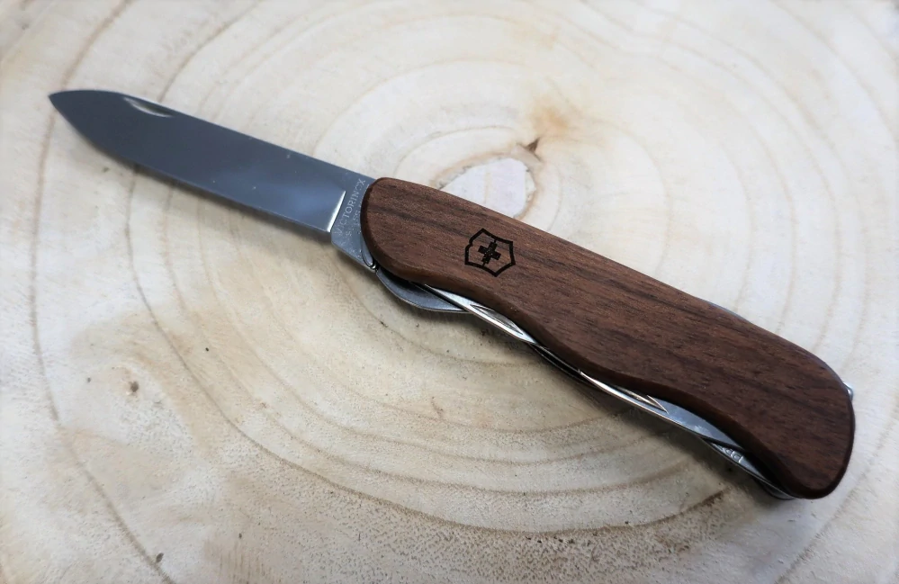 Victorinox Forester Wood