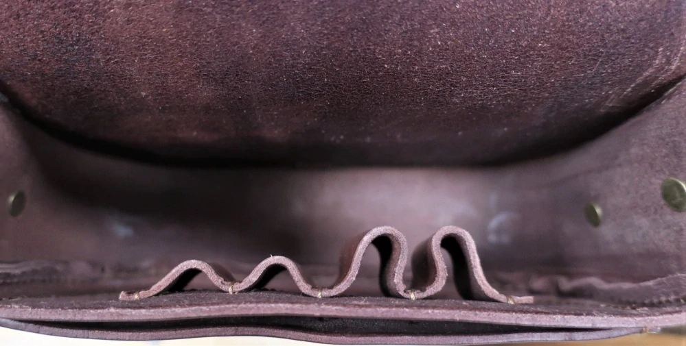 Malá myslivecká kožená brašna