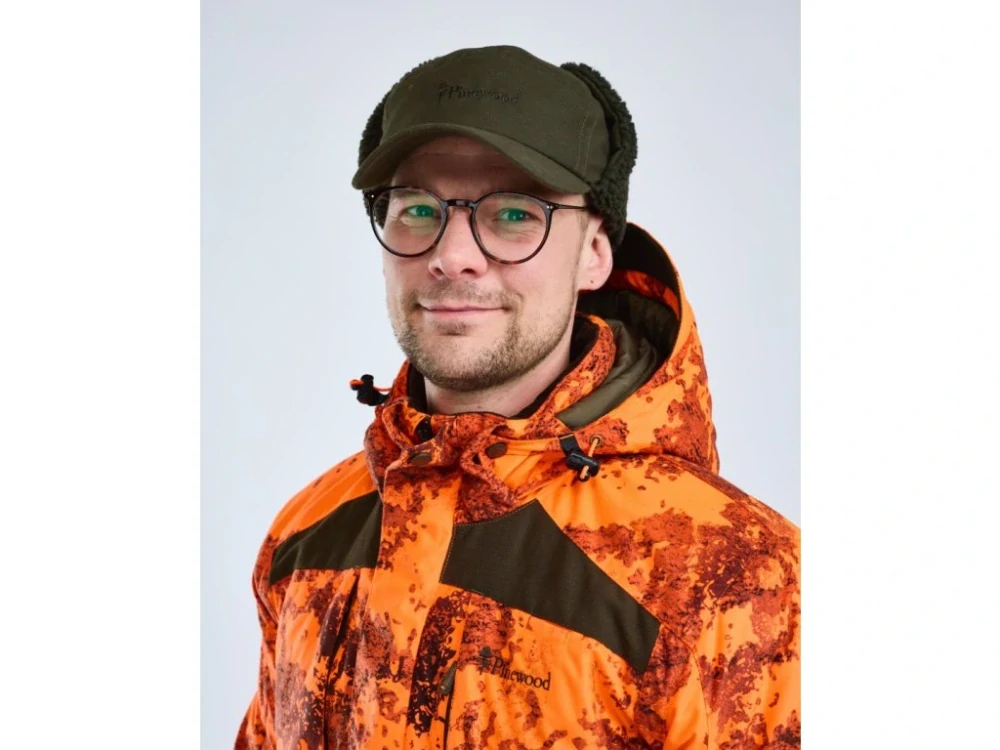 Čepice Pinewood Smäland Teddy Winter