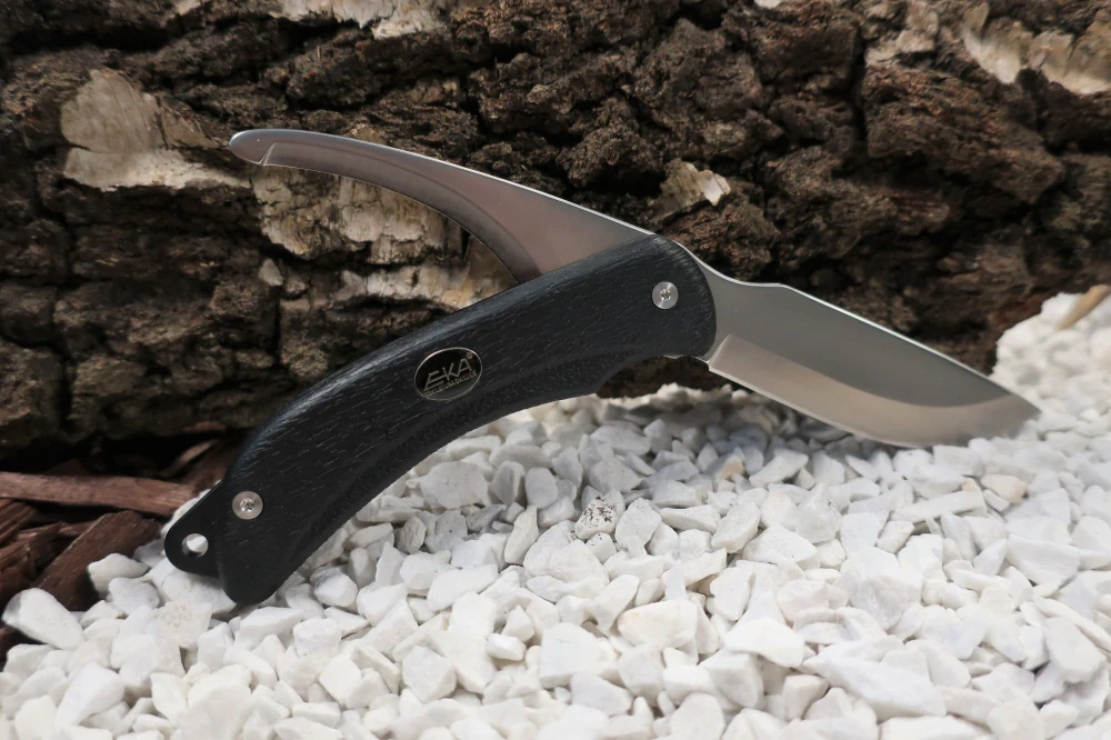 Švédský nůž EKA Swingblade Black